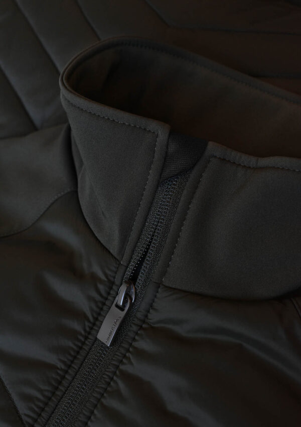 bloo l black 52